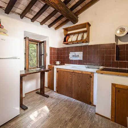 Holiday home La Casina By Interhome Gabellino